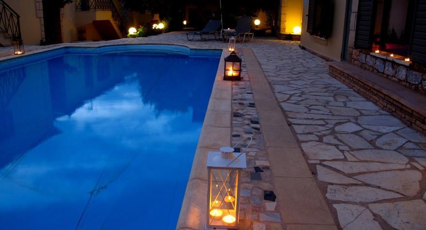 Finikes Apartments Stoupa Bagian luar foto