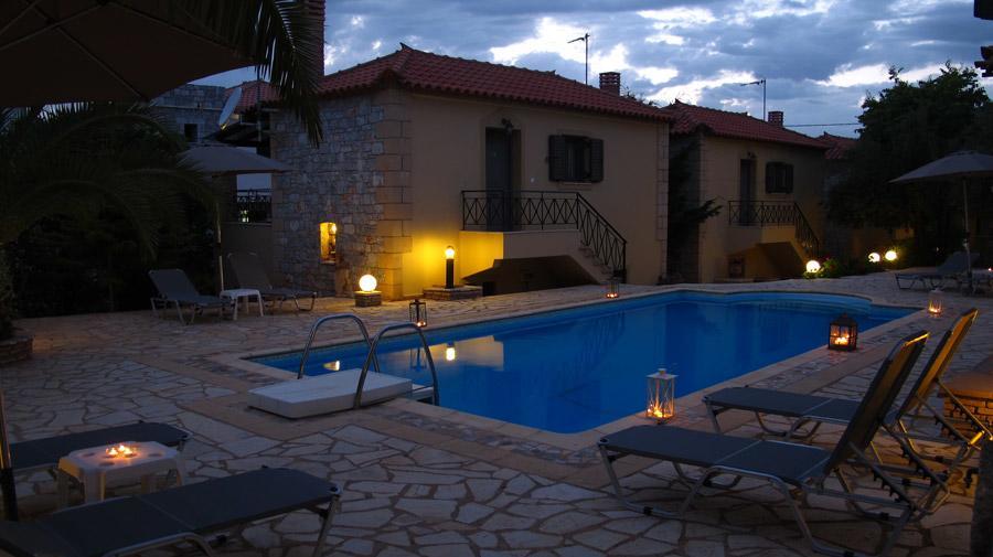 Finikes Apartments Stoupa Bagian luar foto